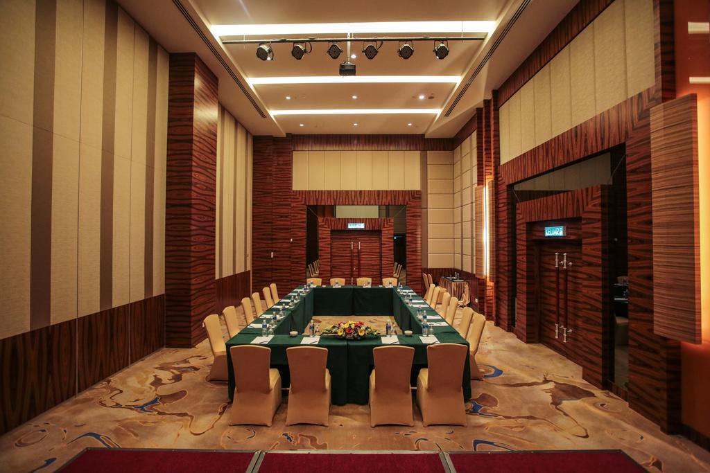 V8 Hotel Johor Bahru
